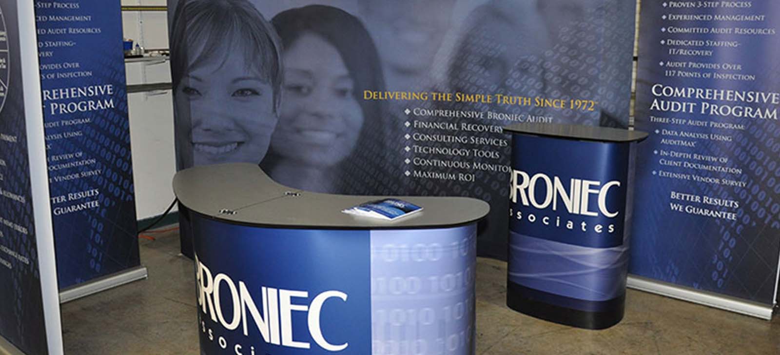 Boost Engagement with Custom Trade Show Tabletop Displays